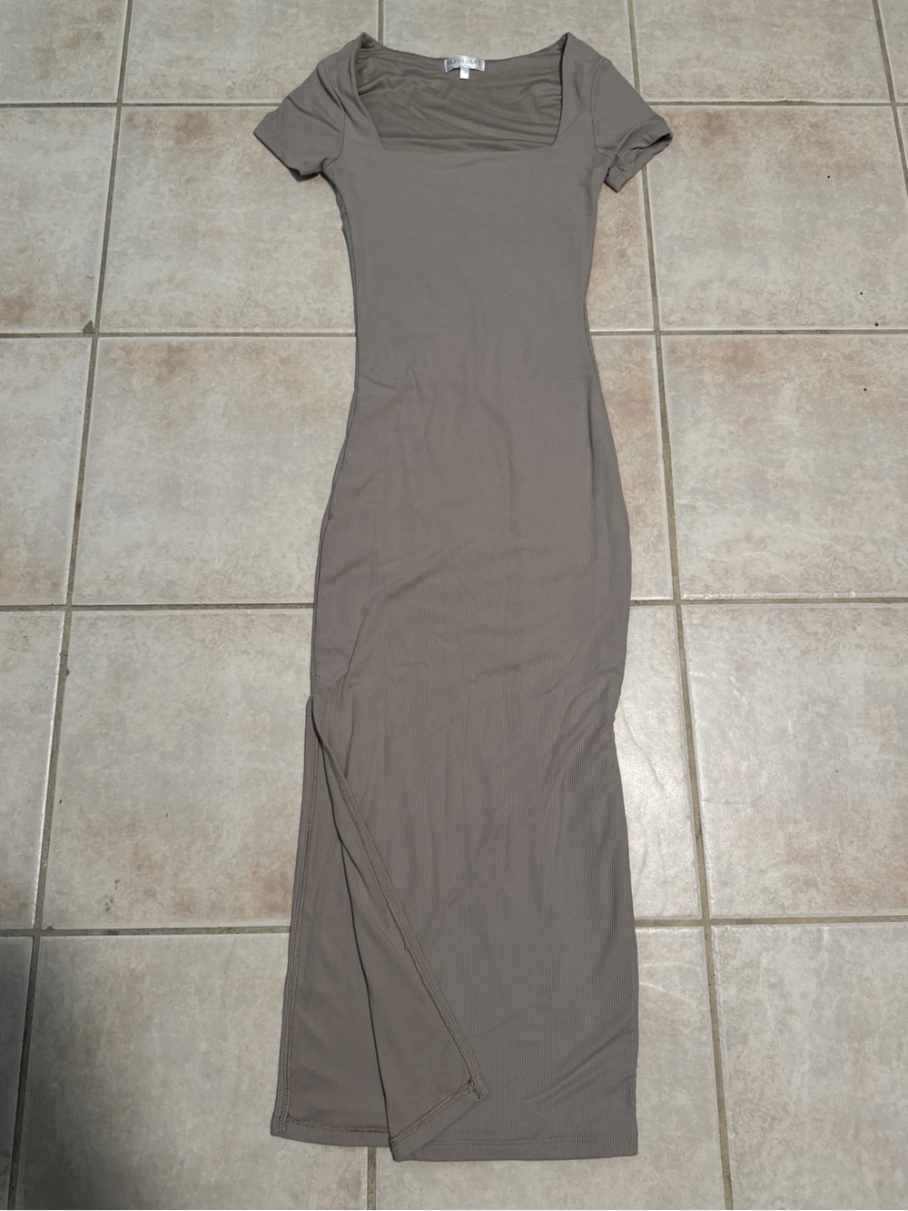 Scoop Neck Maxi Dress in Taupe